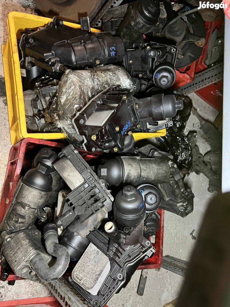 BMW olajszűrőház
