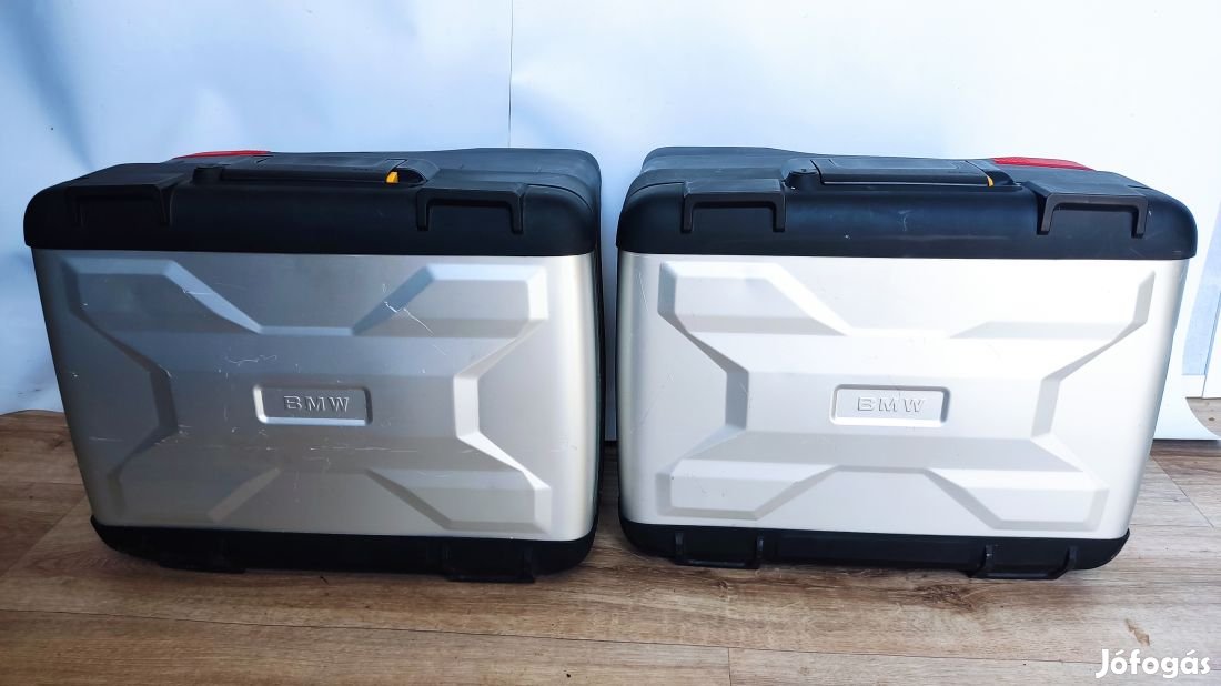 BMW oldalsó táskák