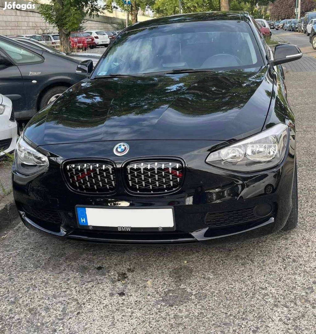 BMW prefacelift F20 F21 (1-es BMW) díszrács / vese Diamond fek/szat