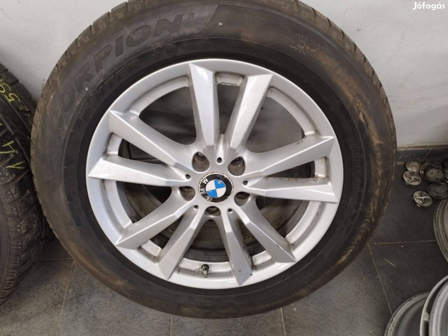 BMW style 446 18" 5x120 alufelni 255/55 gumi