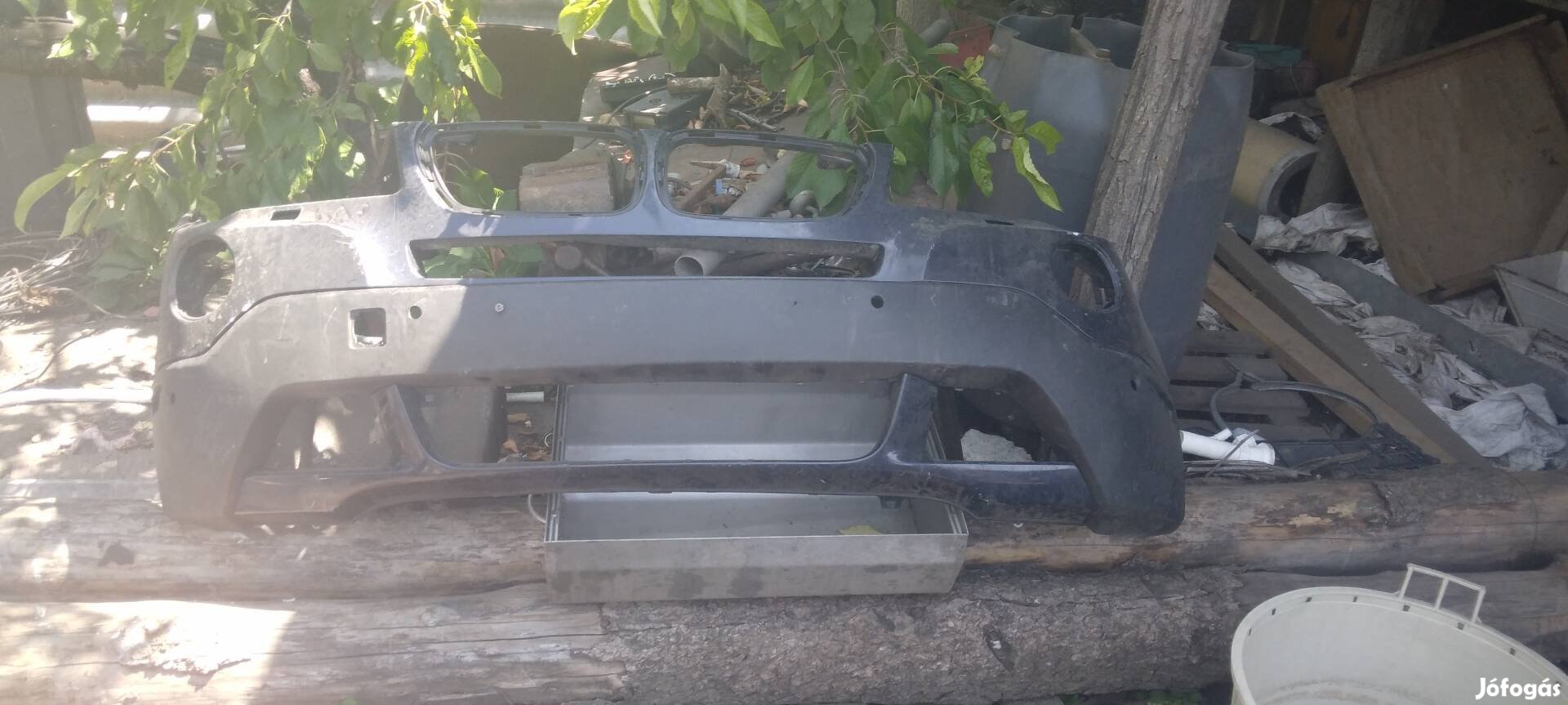 BMW x,3mas,sárvédö,jobbos,és elsö lökhárito,