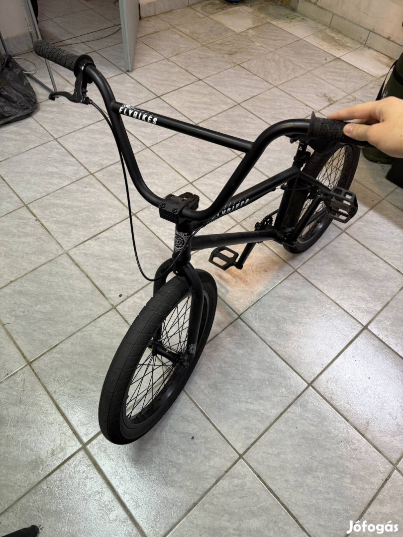 BMX fekete flybike