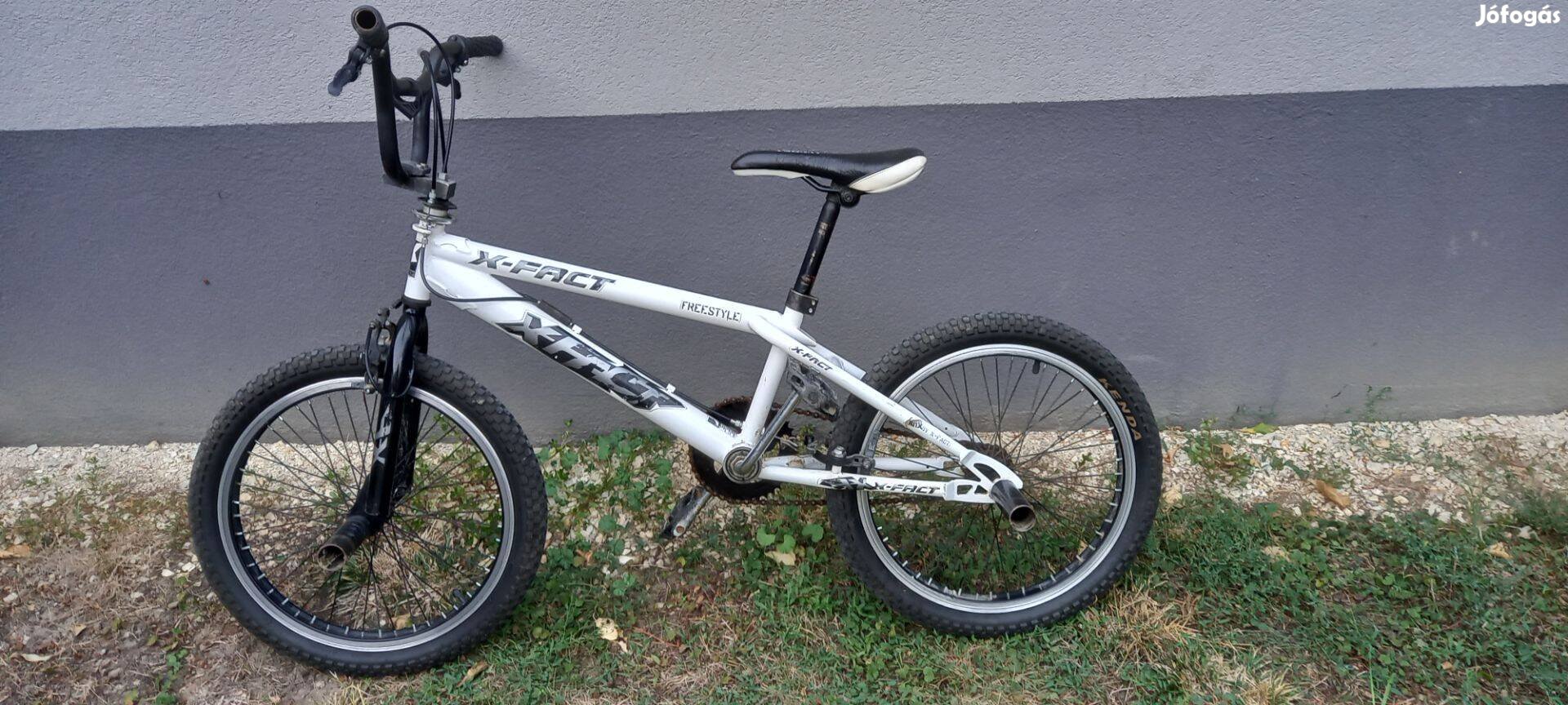 BMX kerékpár