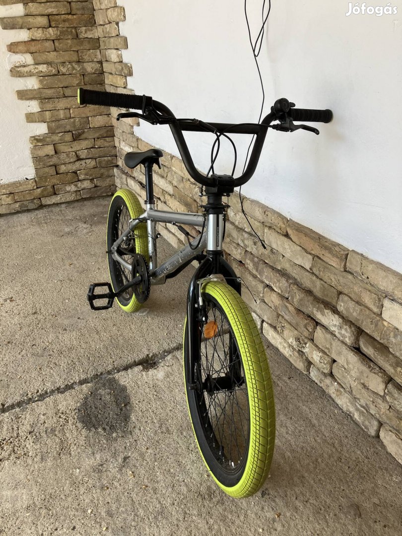 BMX kerékpár 
