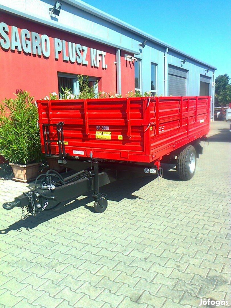 BP-3000 új pótkocsi