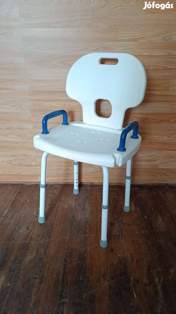 B+B Fürdetőszék háttámlával - állítható ülésmagasság! 2