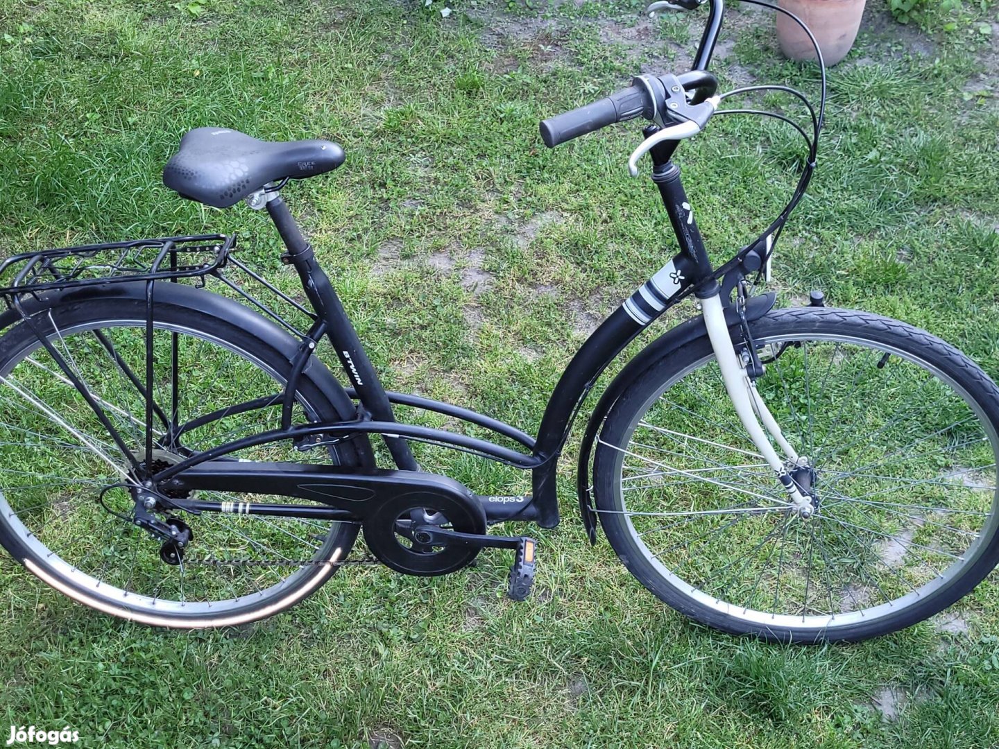 B.Twin elops 3 városi cruiser kerékpár eladó. 