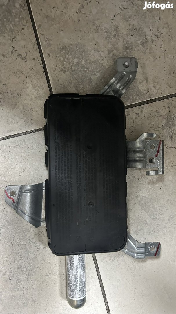 B.e. légzsák A2038602505 eladó