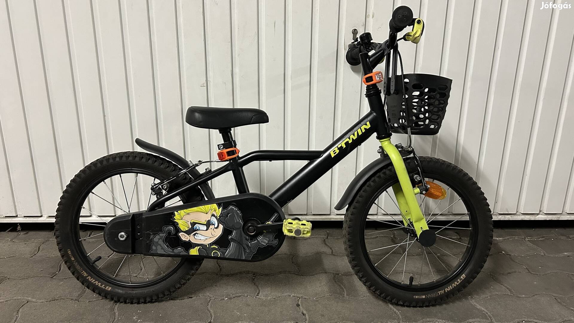 B-twin 16 gyerek bicikli