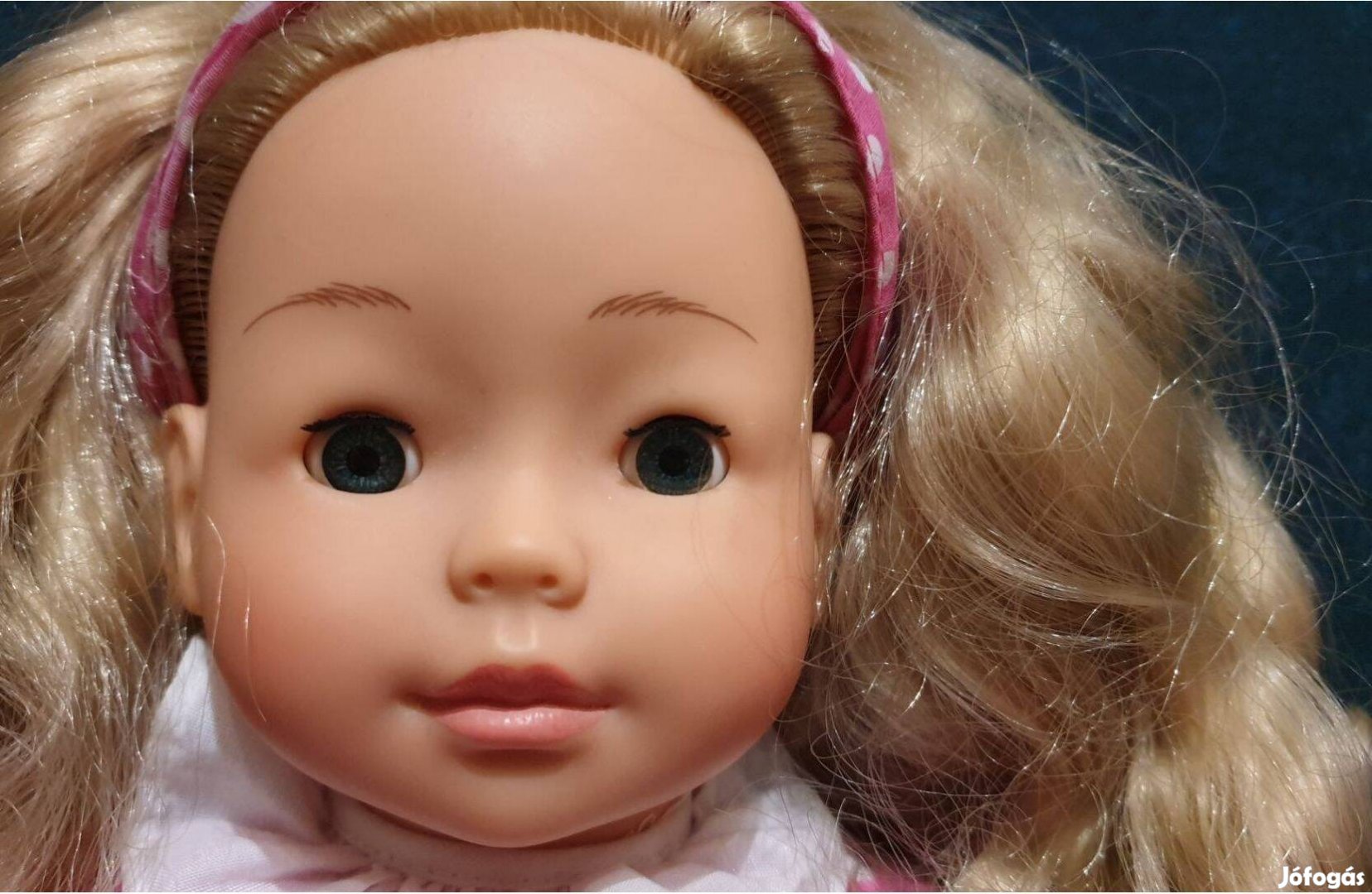 Baba, játékbaba, hajas baba eladó - ölelős, 43 cm
