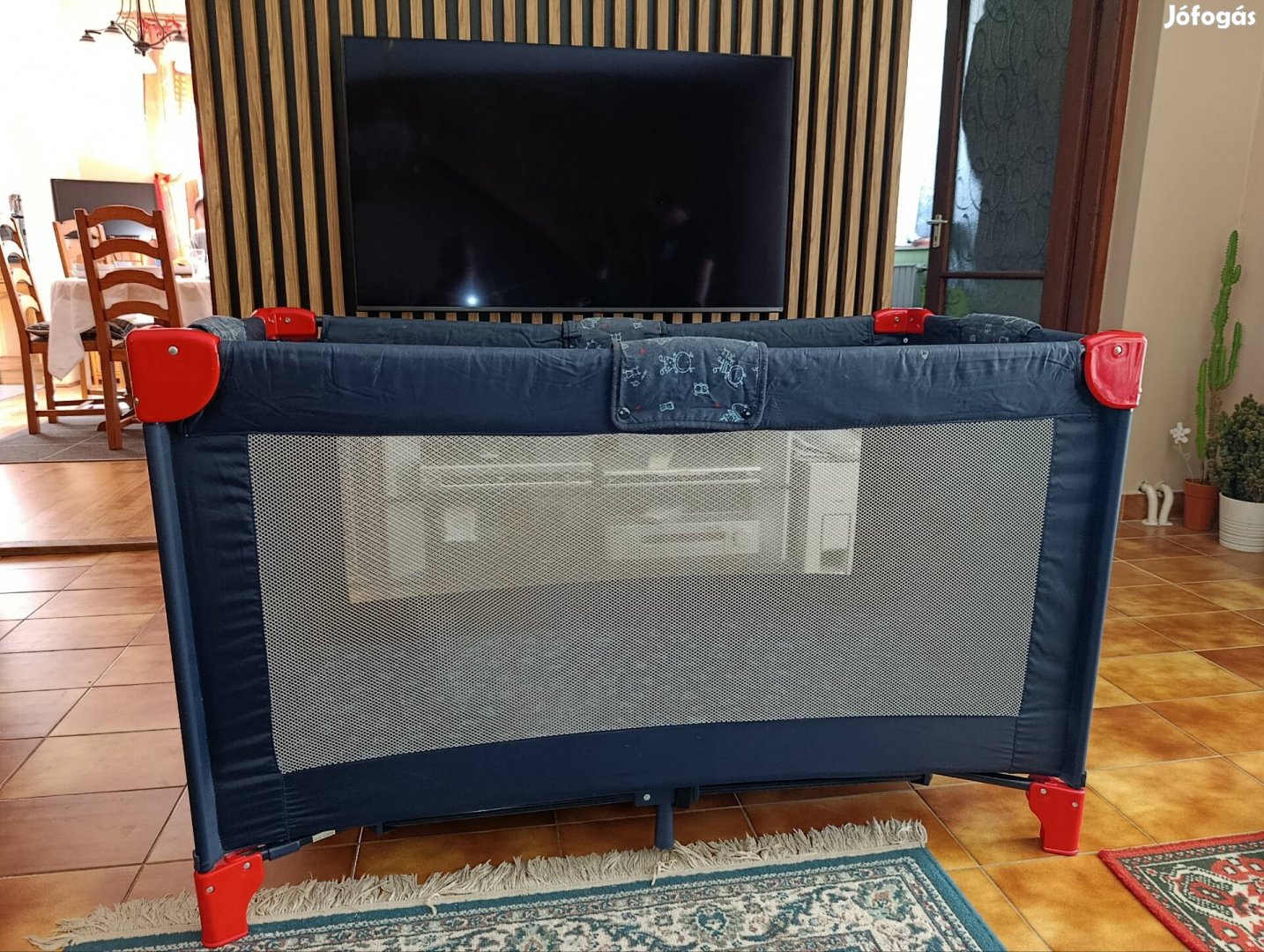 Baba, kis gyermek utazóágy