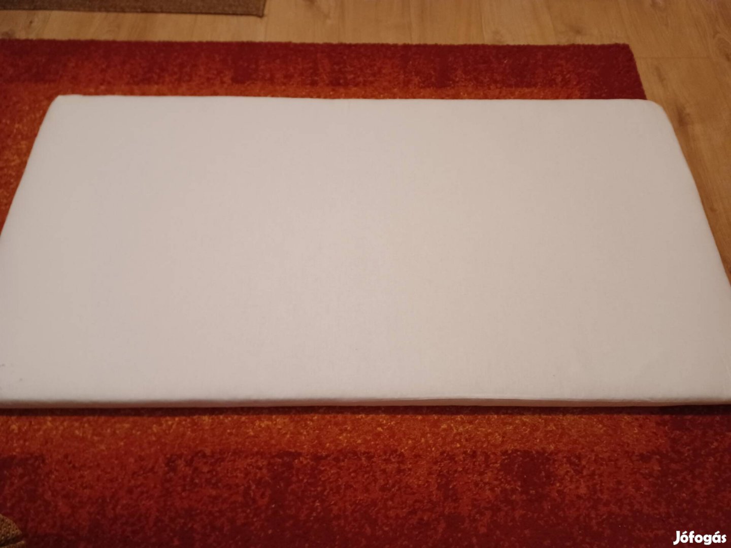 Babaágy (70x140 cm) kókusz matraccal eladó