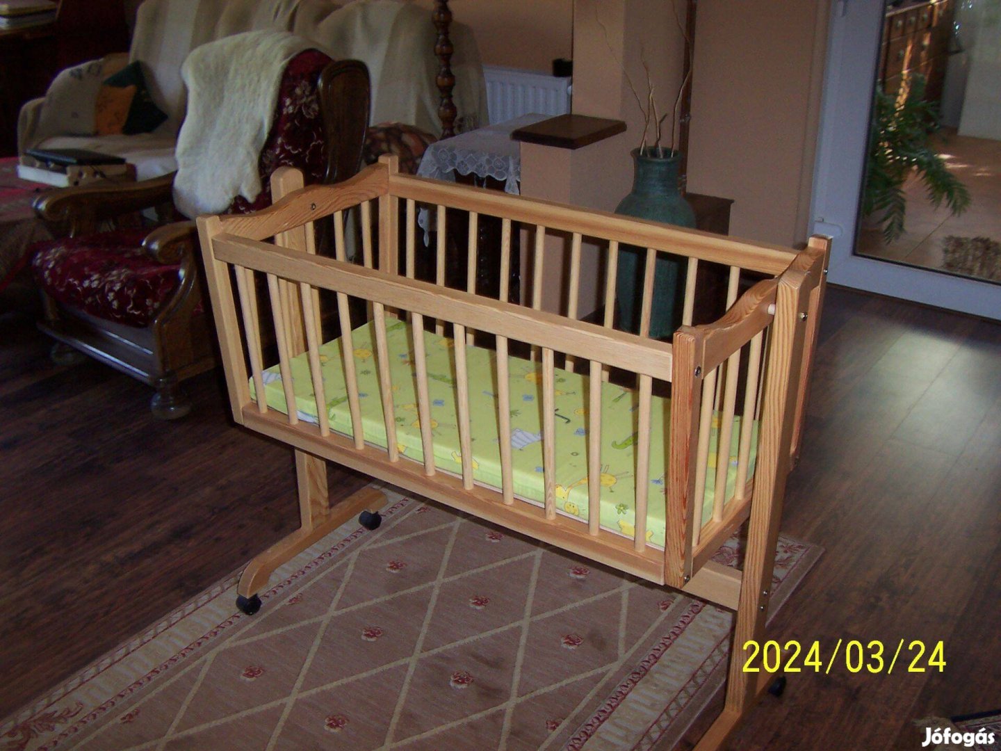 Babaágy eladó! Normál jó állapotban, matraccal