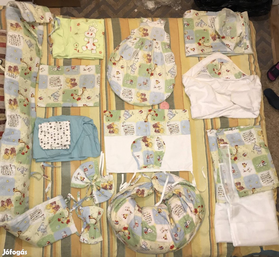 Babaágynemű szett kiságyba extrákkal;  gyerek ágynemű