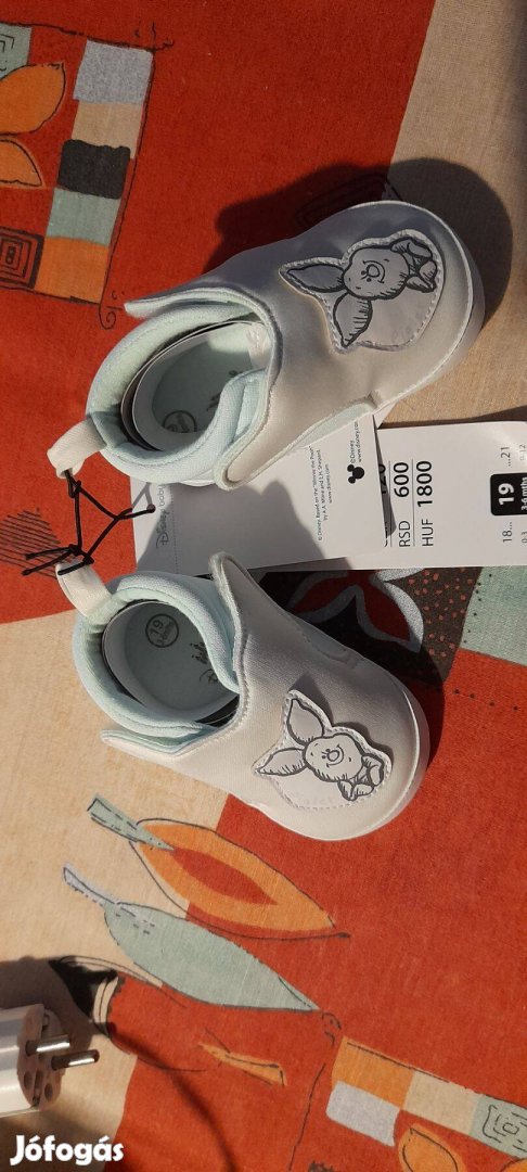 Babacipő, 12 cm a talp hossza. Nem volt használva