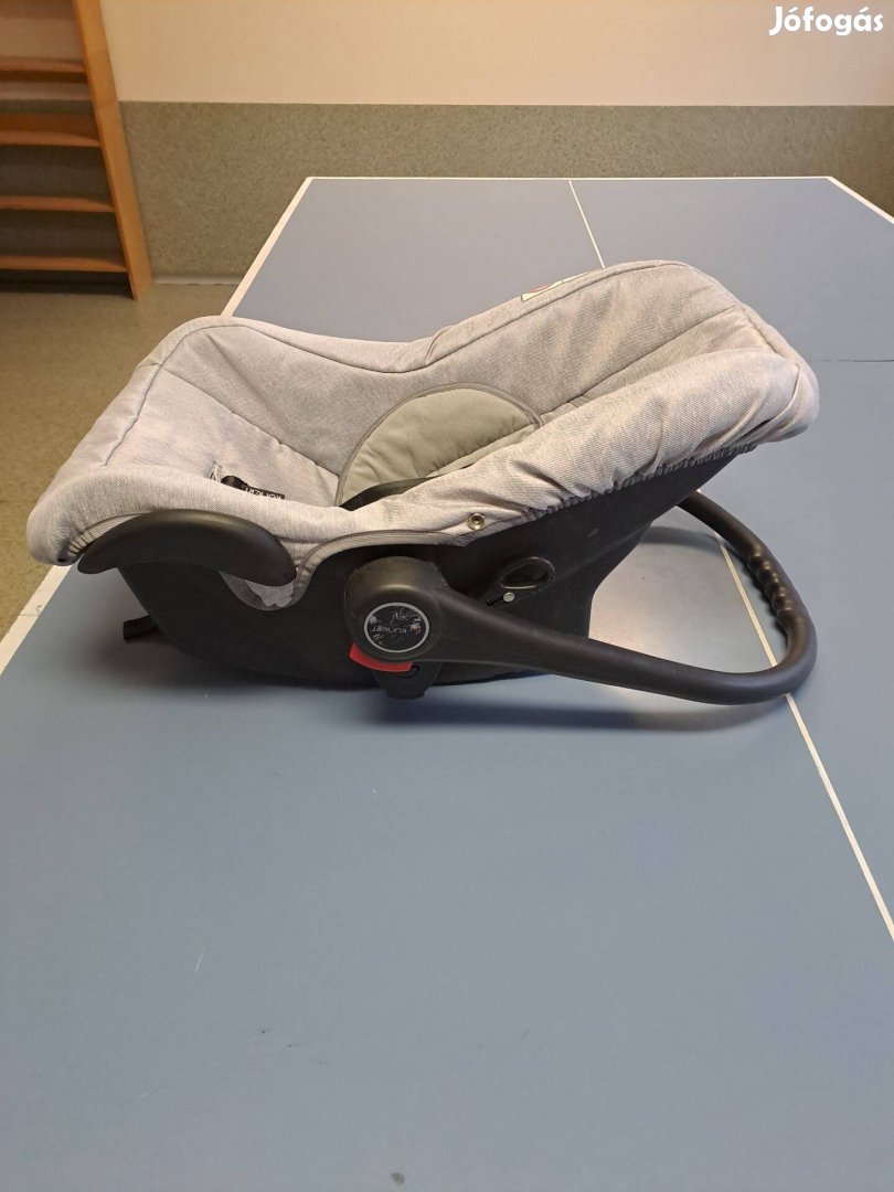 Babahordozó autósülés 0-10kg ig eladó