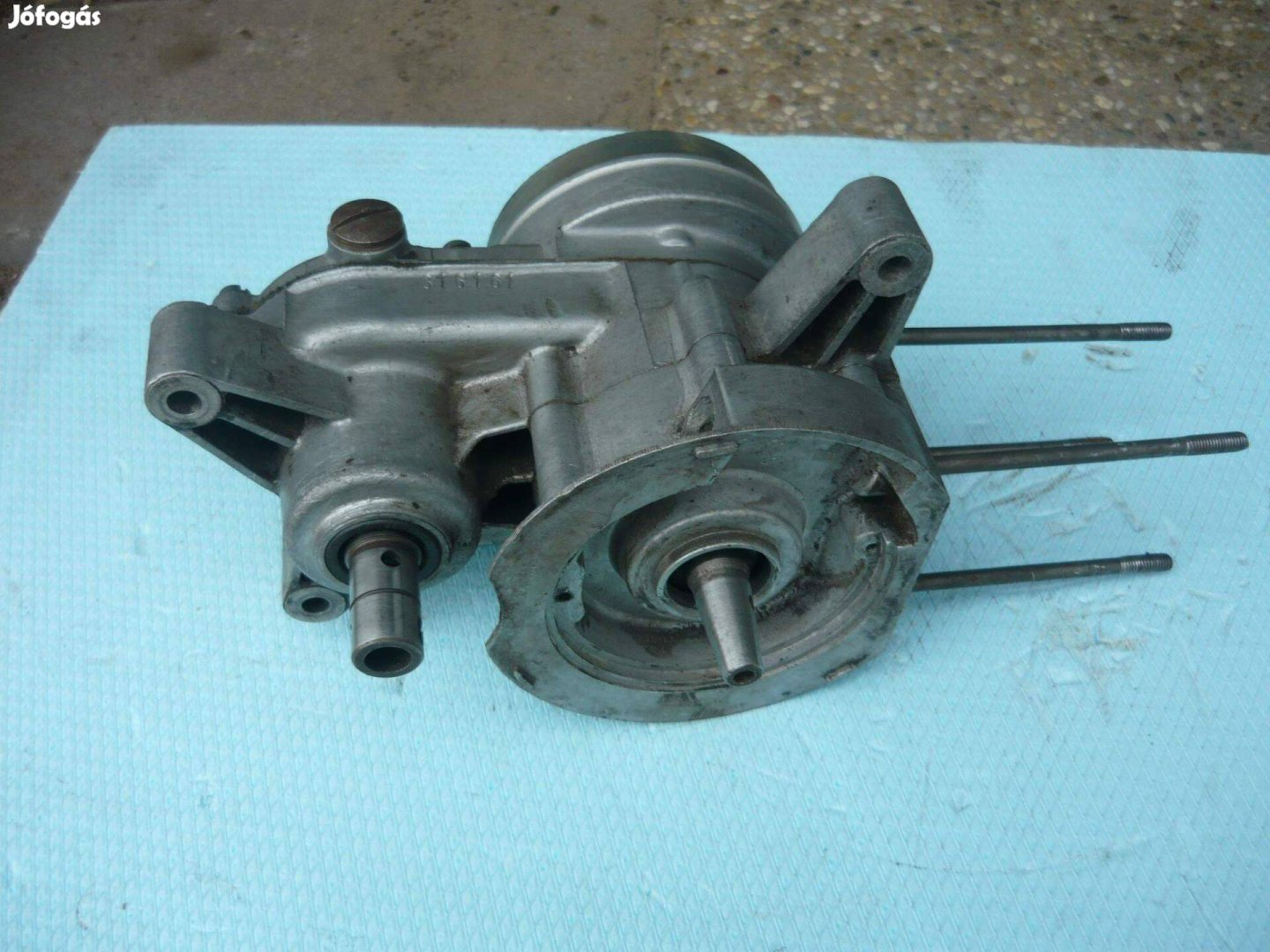 Babetta 207 blokk hiányos