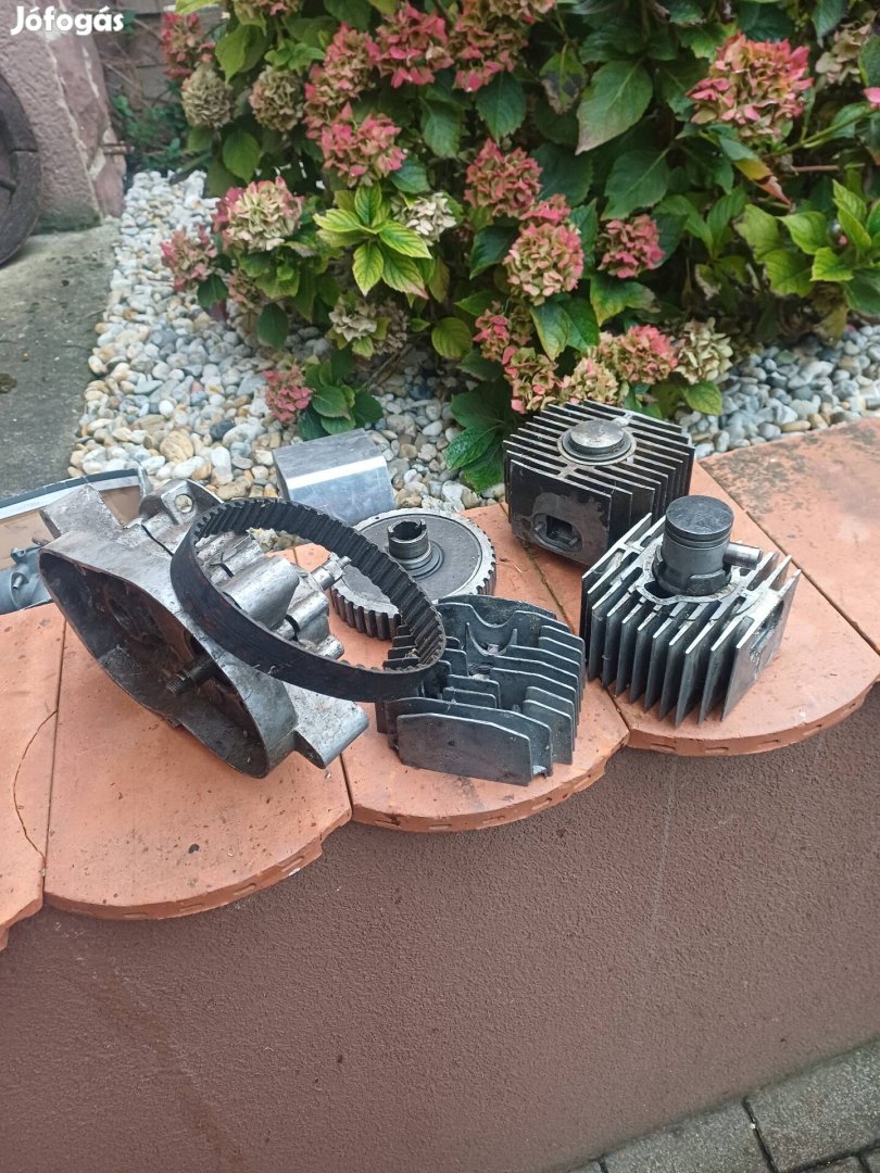 Babetta 210 alkatrész.