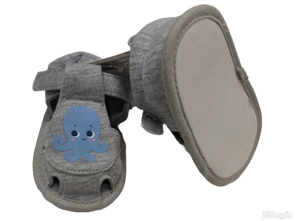 Baby Új (címkés) Fiú Kocsicipő (Méret: 80)