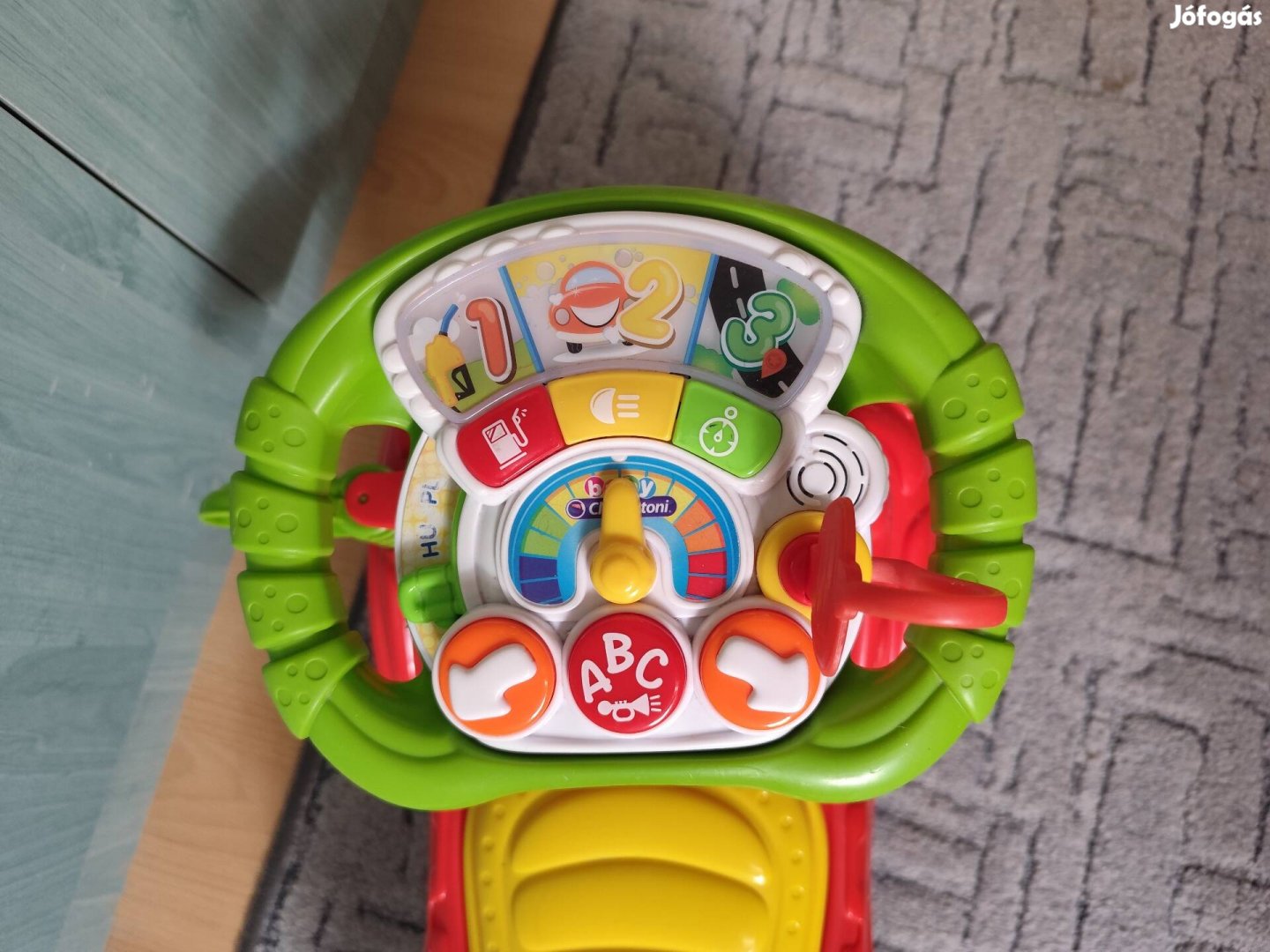 Baby taxi, lábbal hajtós kisautó 