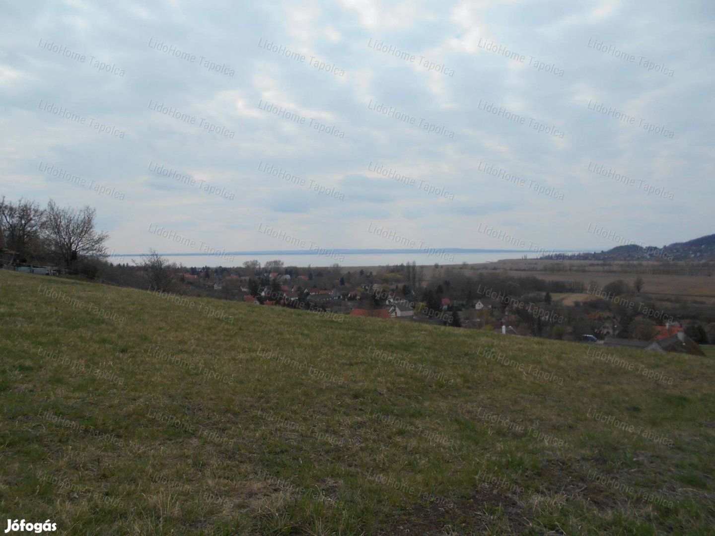 Badacsonytördemici Balatoni panoráma, kreatív befektetőjére vár ma!