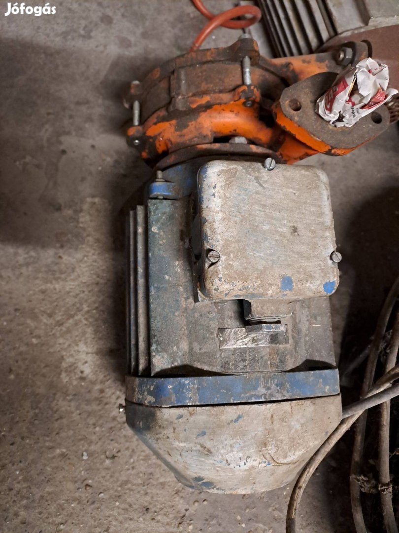 Bajai szivattyú motor villanymotor 380V 1500W vízmű