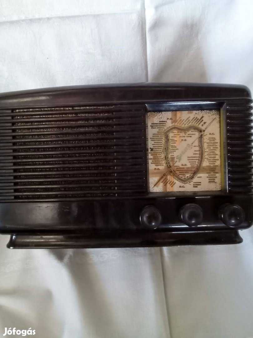 Bakelit dobozos elektroncsöves szép régi rádió