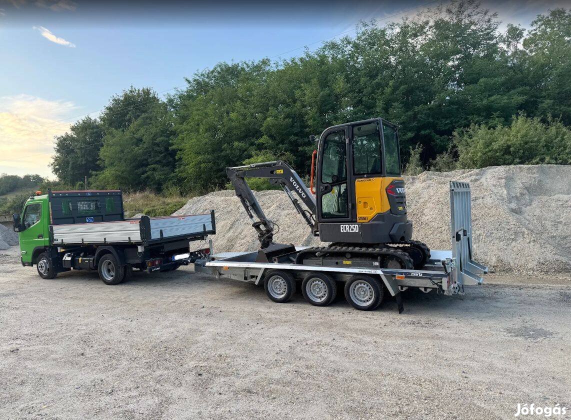 Bakon új 3500kg-os gépszállító utánfutó akciósan bruttó 2.690.000 Ft