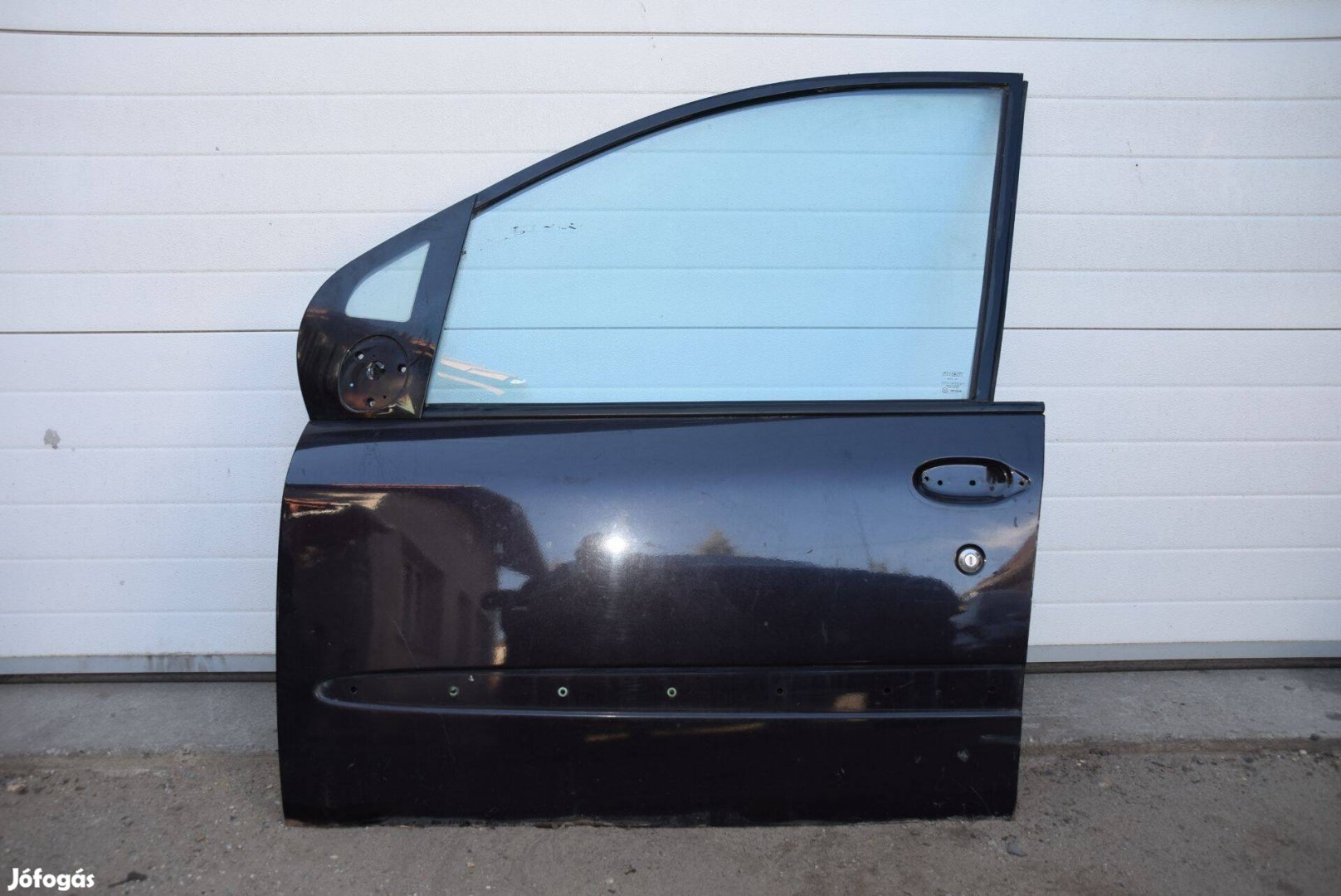 Bal első ajtó üvegekkel, szerkezettel Multipla Fiat dísztárcsa stb