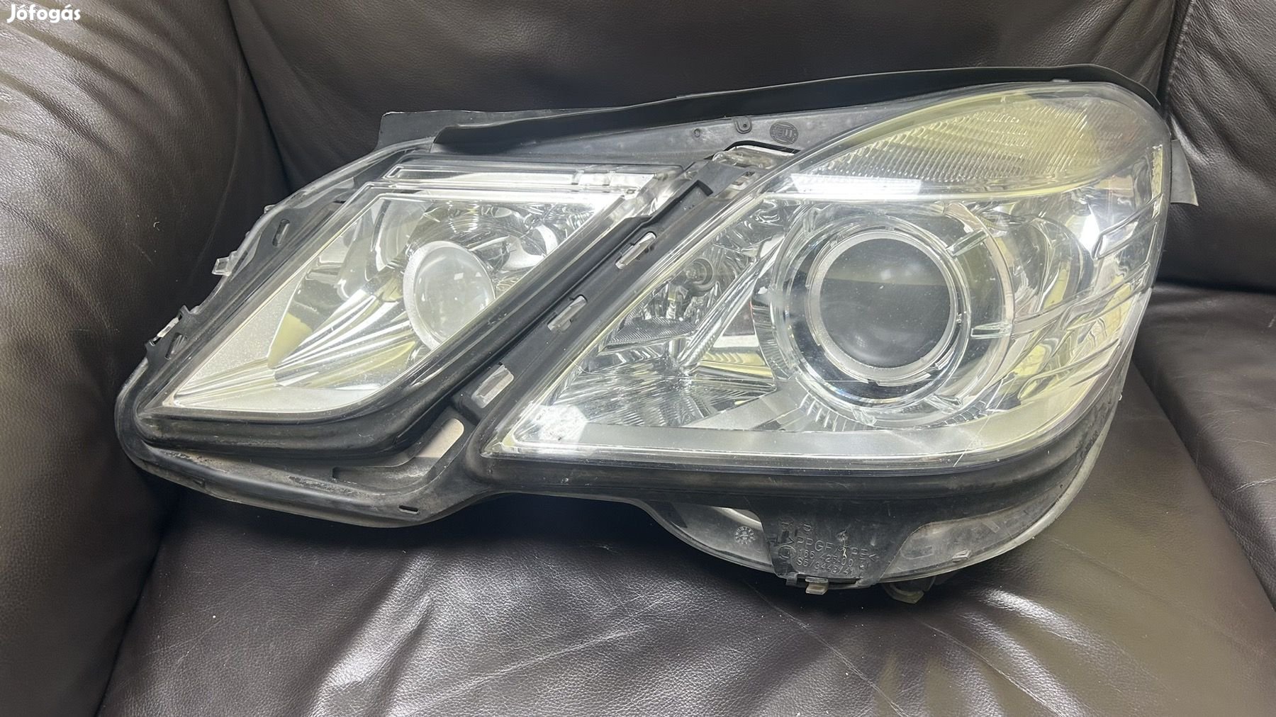 Bal fényszóró A2128200939 eladó