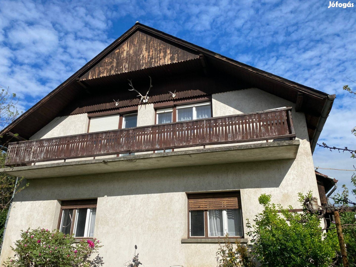 Balaton északi part, Balatonfüred, 600 m parttól családi ház eladó!