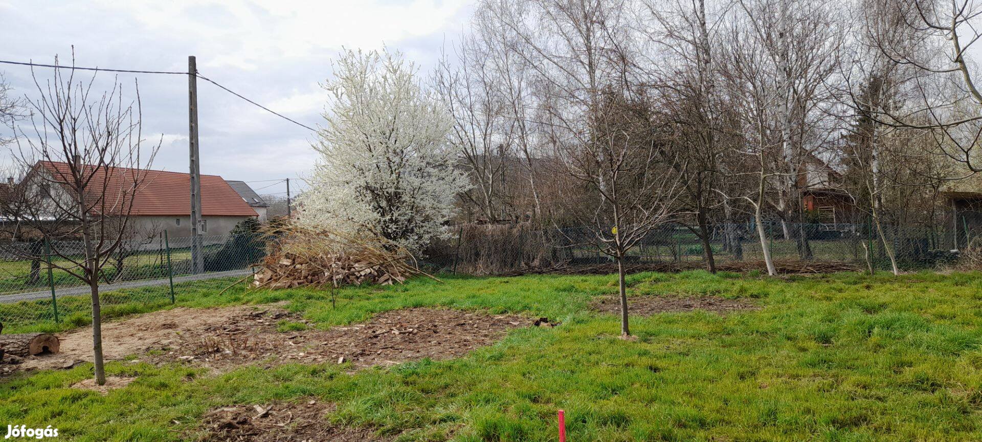 Balaton közeli,nemesgulácsi belterületi építési telek eladó