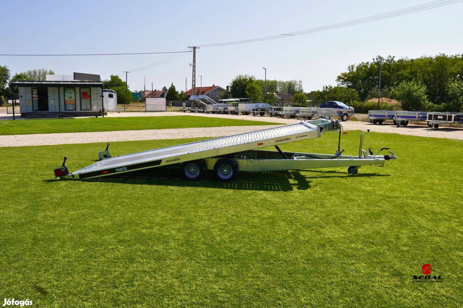Balatonakarattyán új billenős 4.7m-es 3000kg-os autószállító utánfutó