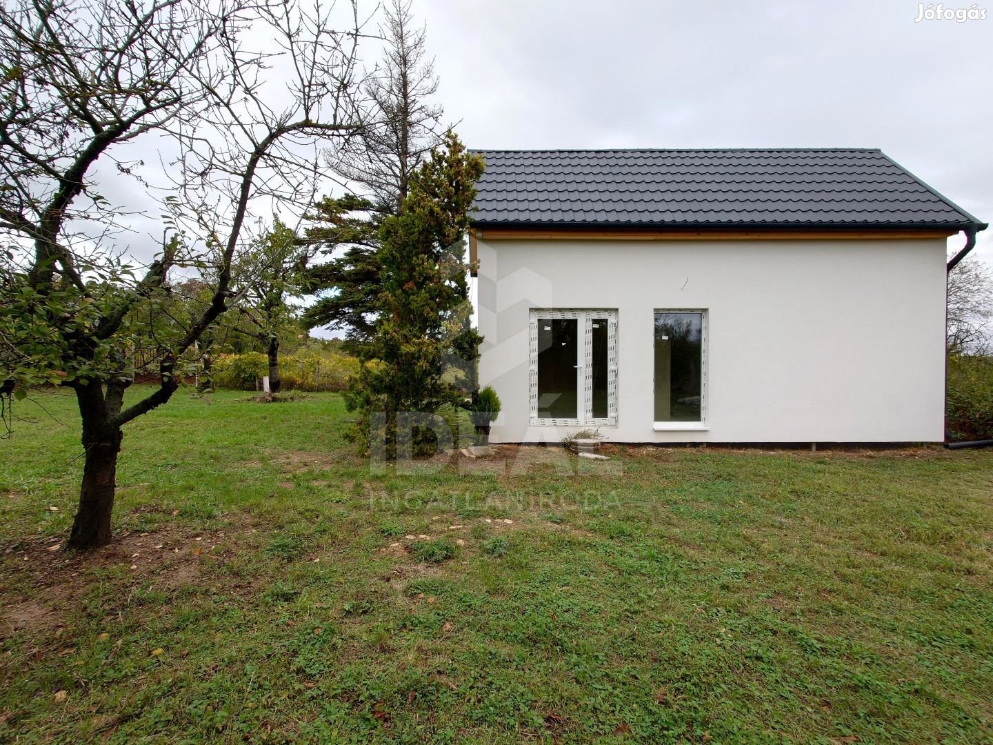 Balatonalmádi, páratlan PANORÁMÁVAL 35 nm-es családi ház 725 nm-es