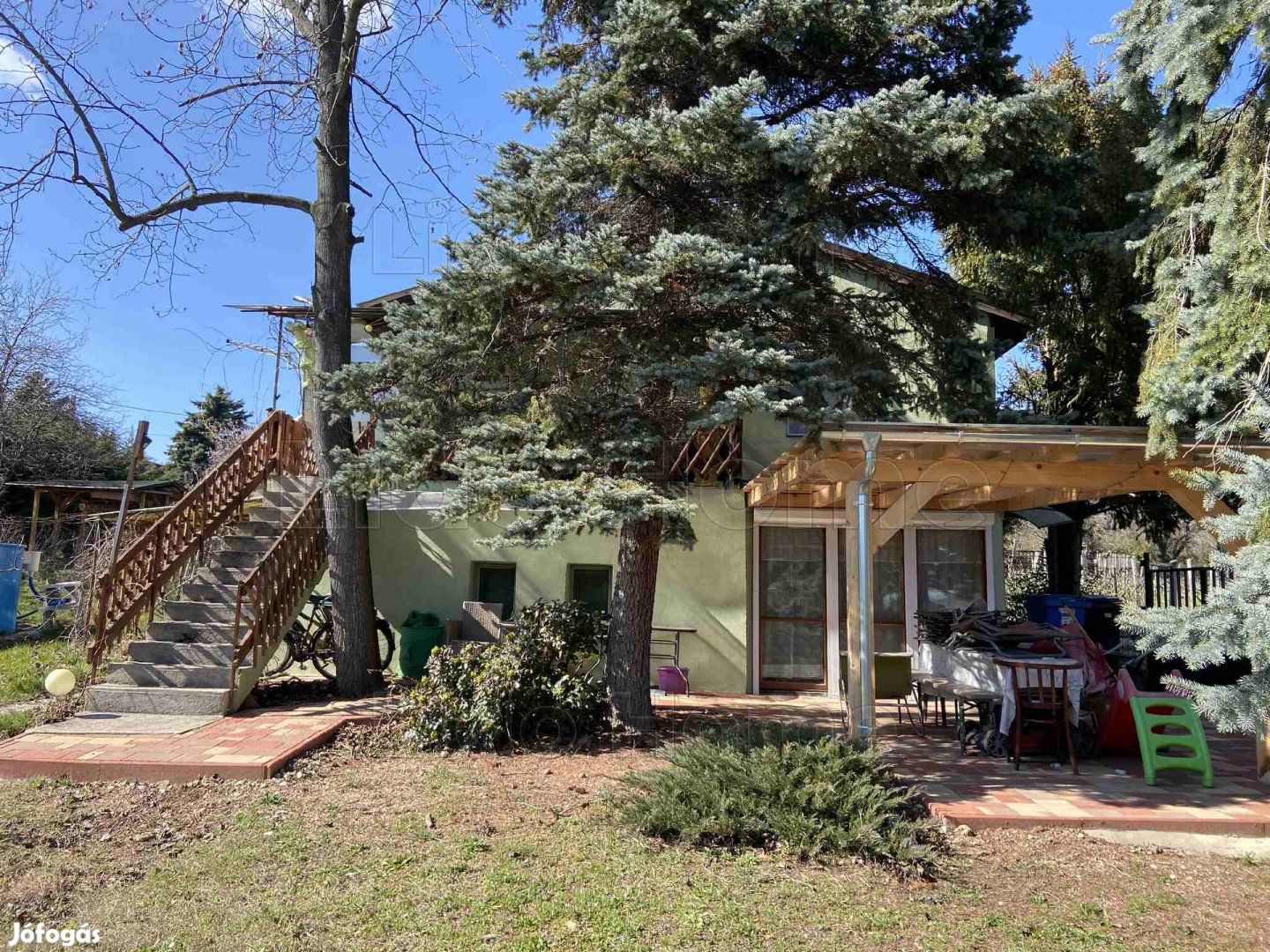 Balatonalmádi két szintes nyaraló