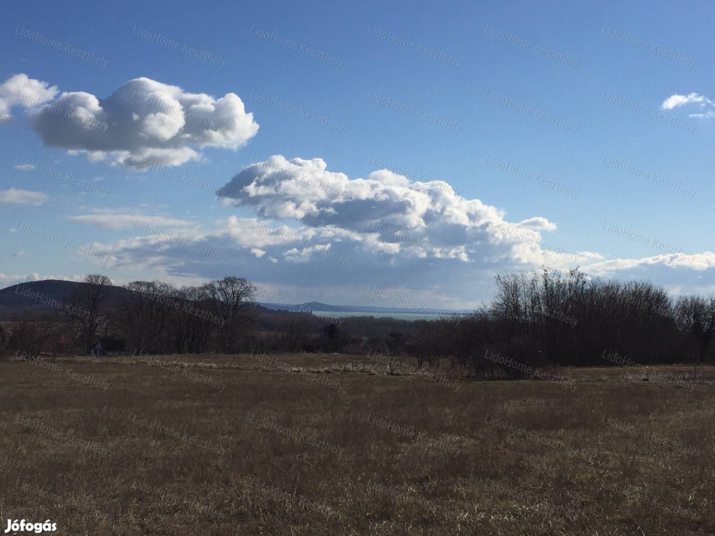 Balatonedericsen beépíthető részpanorámás zártkerti telek eladó!