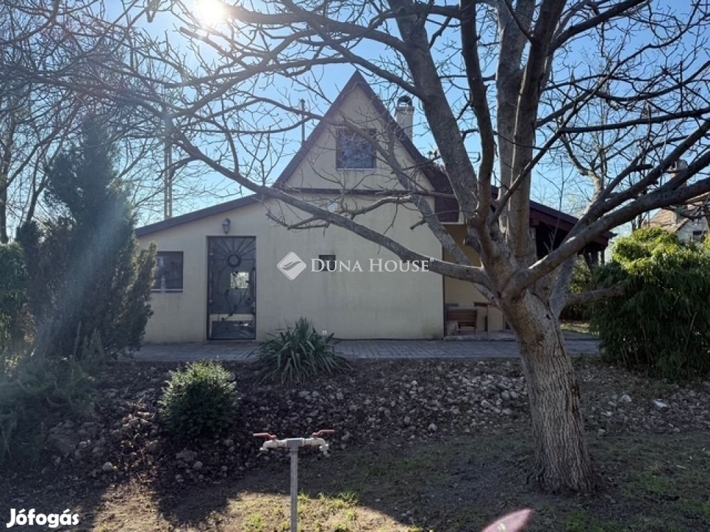 Balatonendrédi 50 nm-es ház eladó