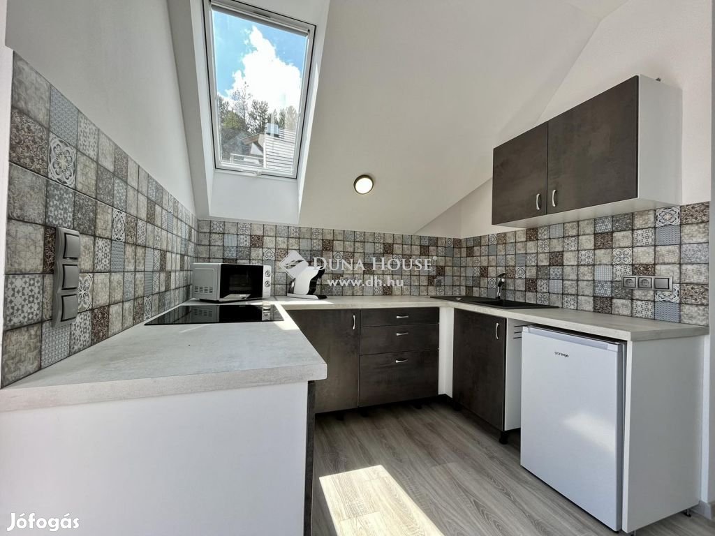 Balatonfüredi 233 nm-es ház eladó