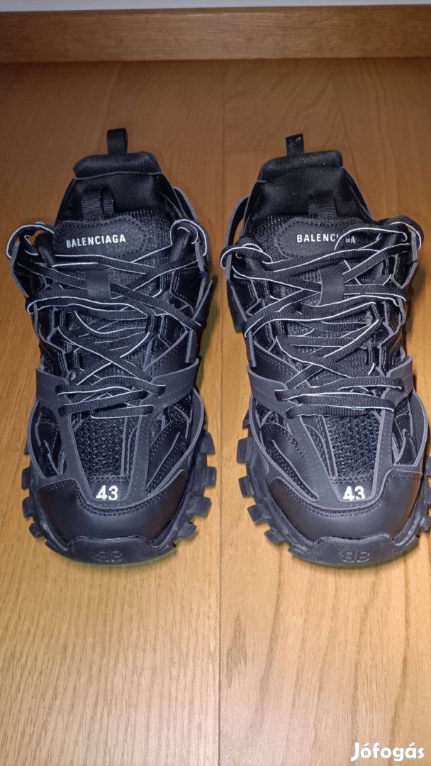 Balenciaga Track 43