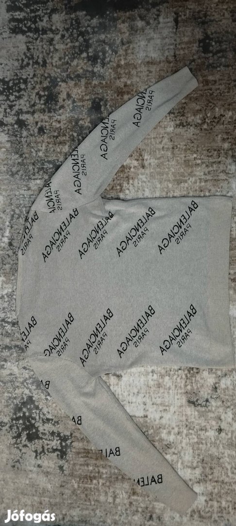 Balenciaga pulóver L