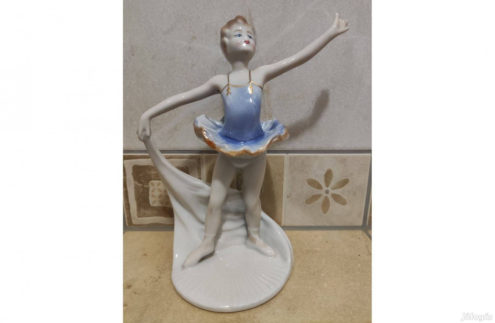 Balerina , gyerek porcelán szobor