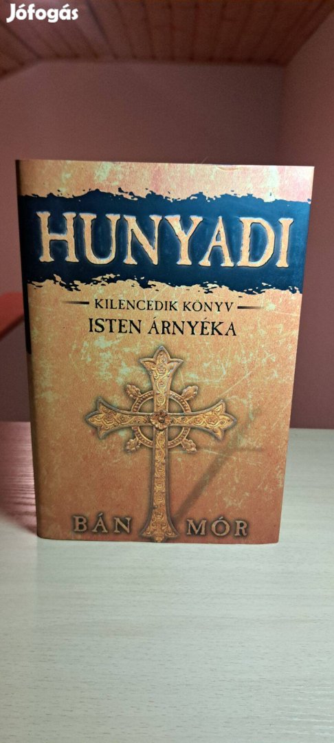 Bán Mór: Isten árnyéka