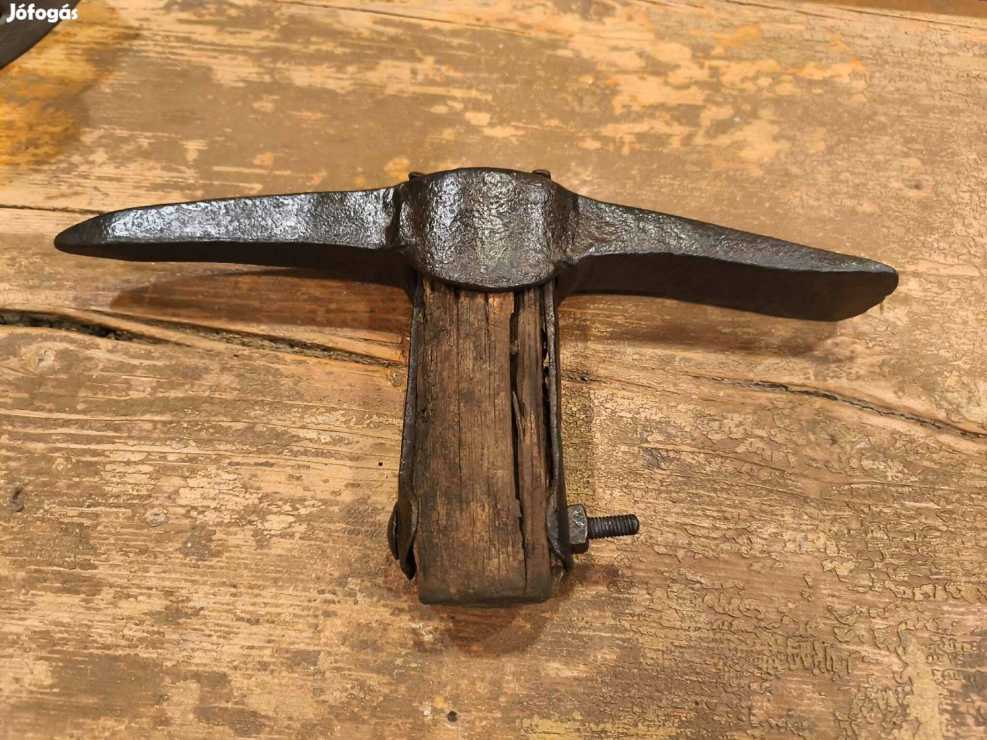 Bányász csákány, kézzel kovácsolt régi csákány, régi