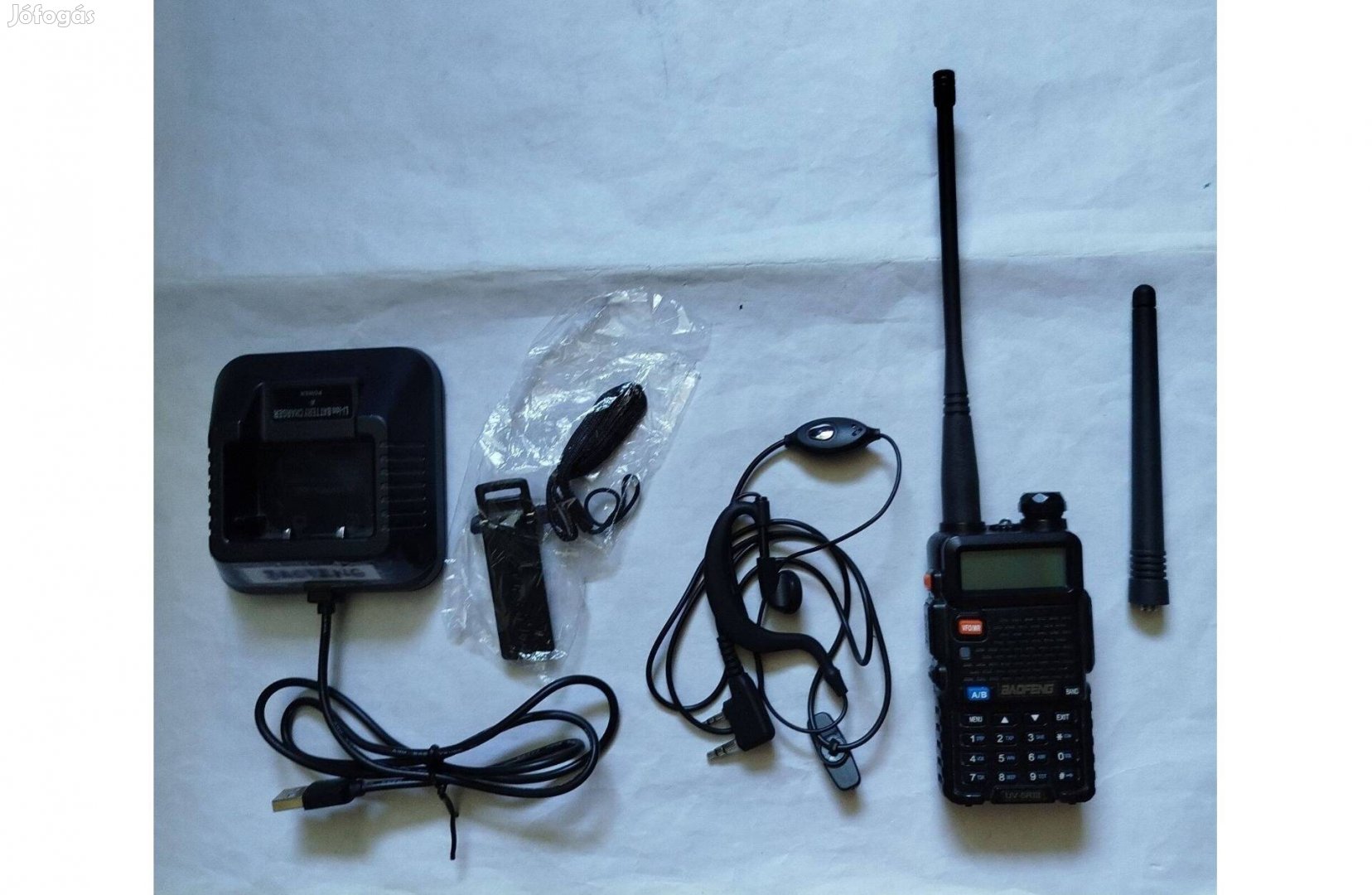 Baofeng UV-5R III kétantennás walkie-talkie