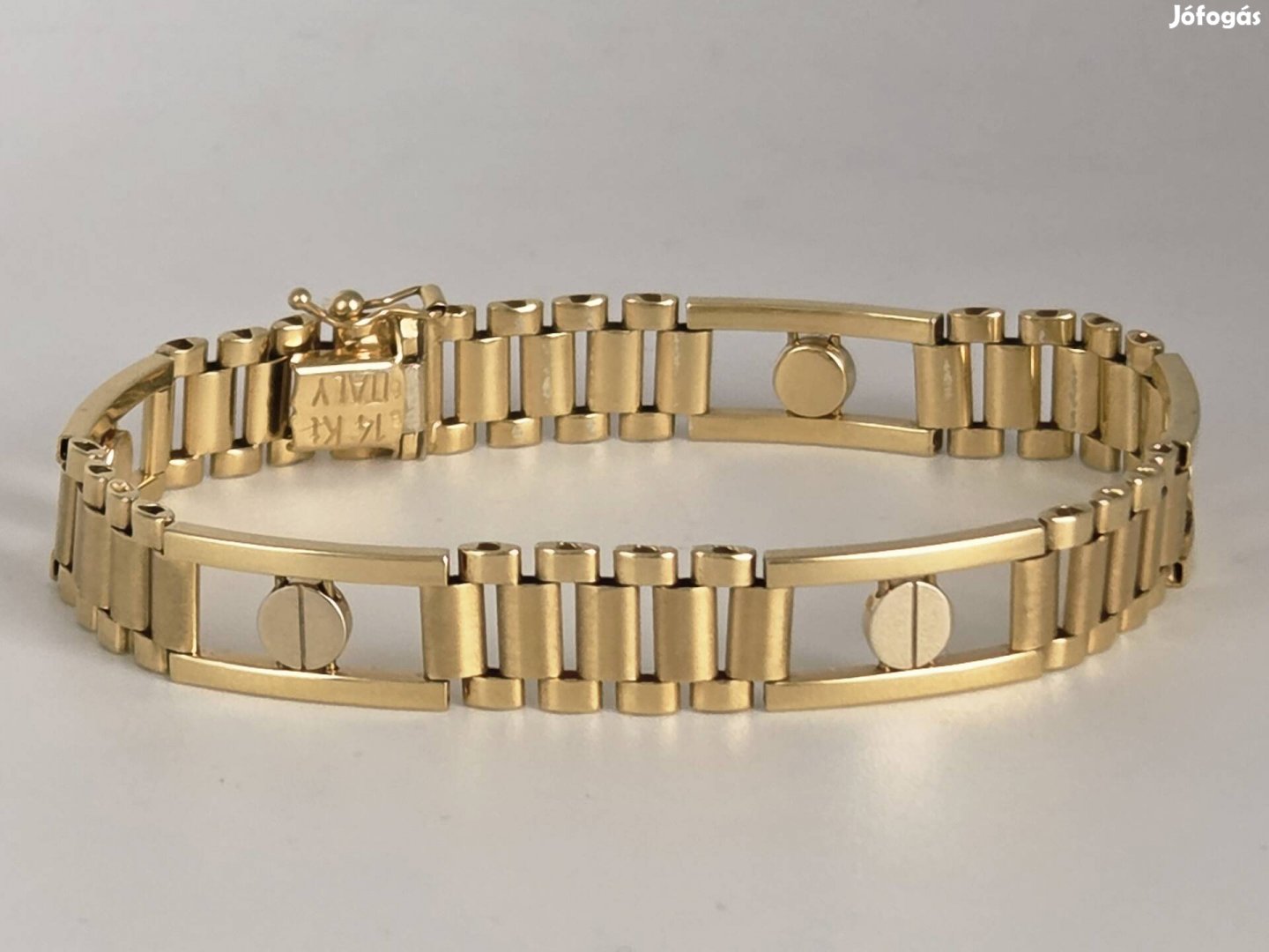 Baraka arany karkötő.