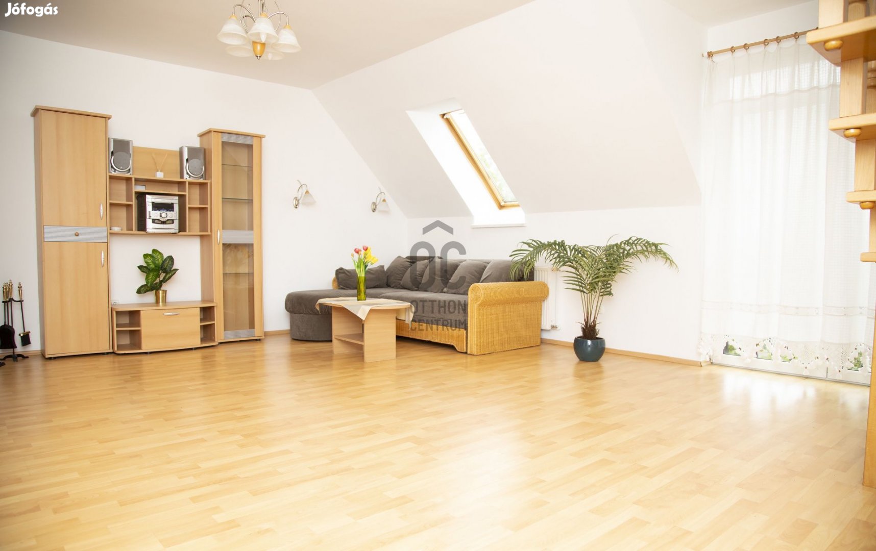 Baranya megyében, Pécsen belvárosi lakás, 2 szobával eladó