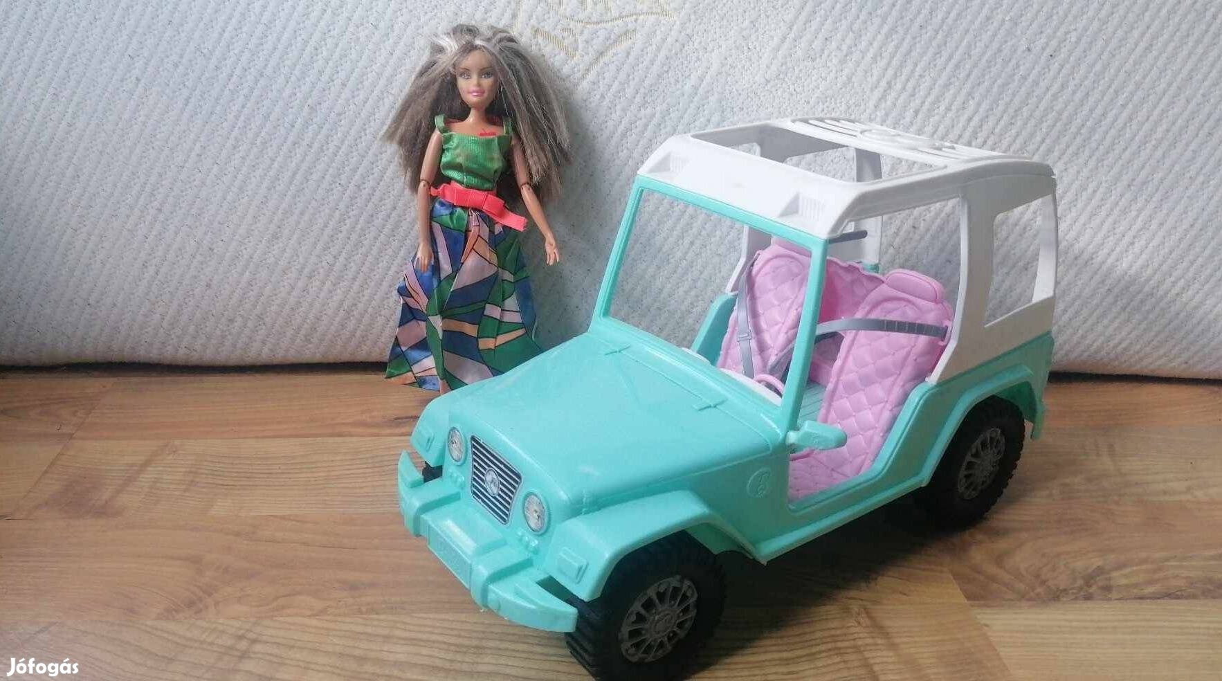 Barbie Mattel 2012 Jeep Cruiser autó