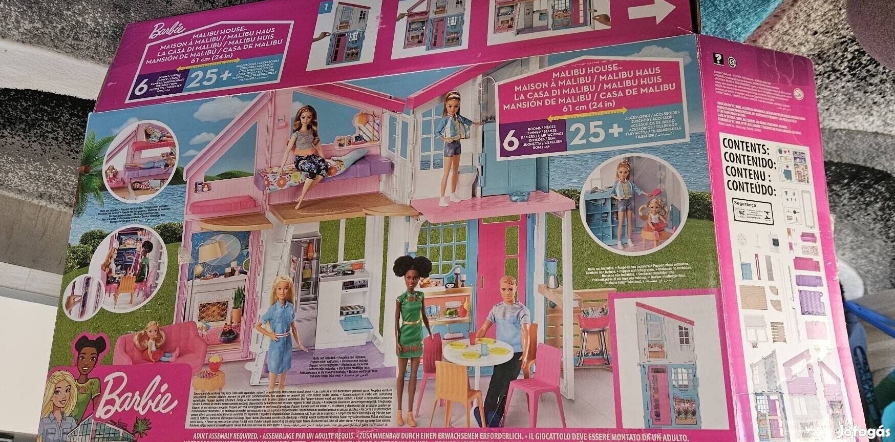 Barbie állomház dobozában 