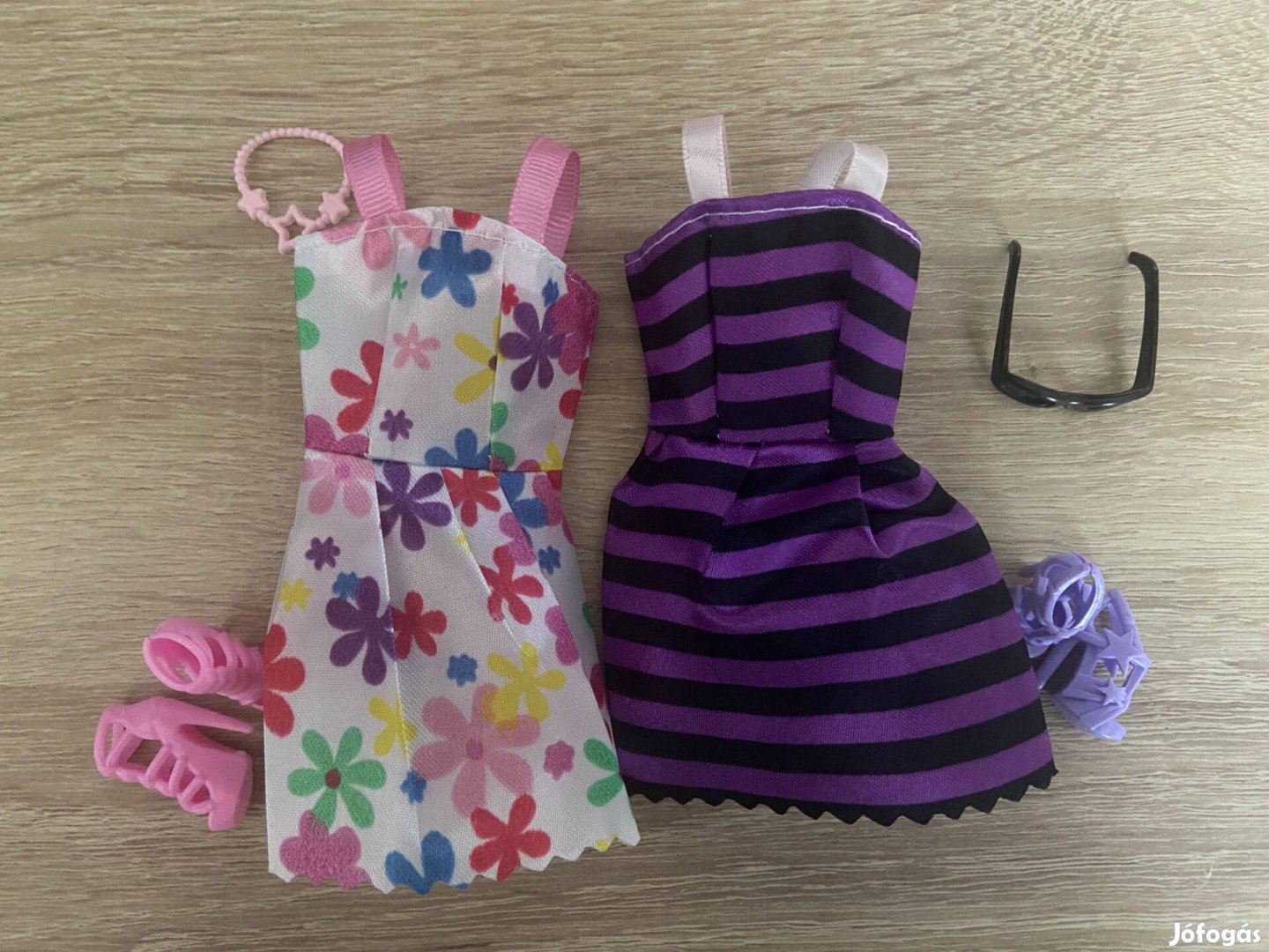 Barbie baba ruhák kiegészítőkkel 3