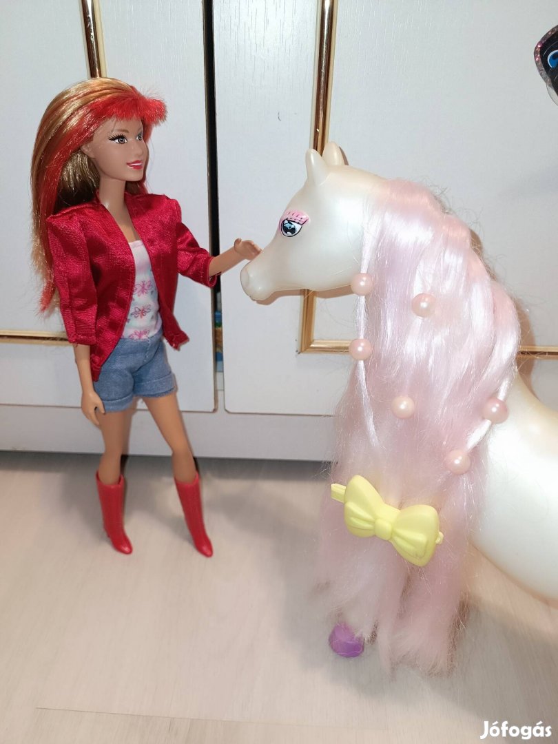 Barbie barbi baba és ló együtt